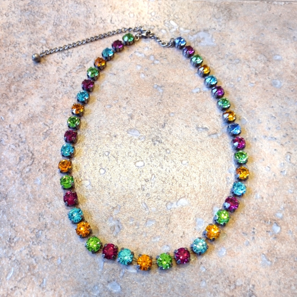 Handset rhinestone necklace NWOT